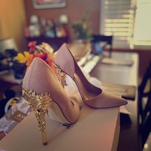 Just fab gold embellished pink heels 5.5